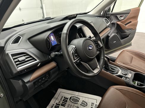 Used 2019 Subaru Forester Touring AWD/4WD image 17