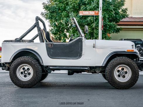 Used 1986 Jeep CJ 7 image 9