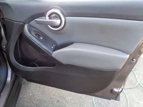 Used 2016 FIAT 500X Easy image 24