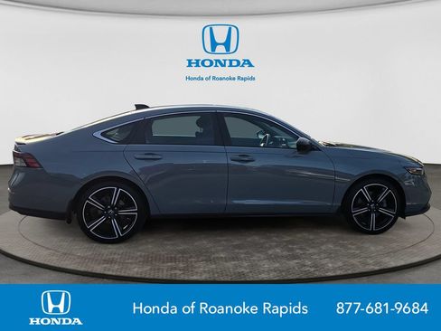 Certified 2025 Honda Accord Sport image 6