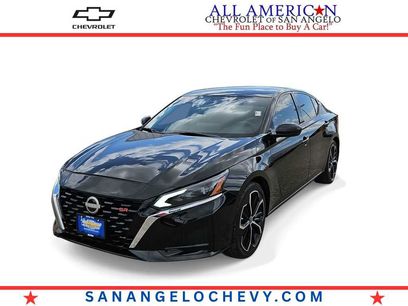 Used 2023 Nissan Altima 2.5 SR w/ SR Premium Package