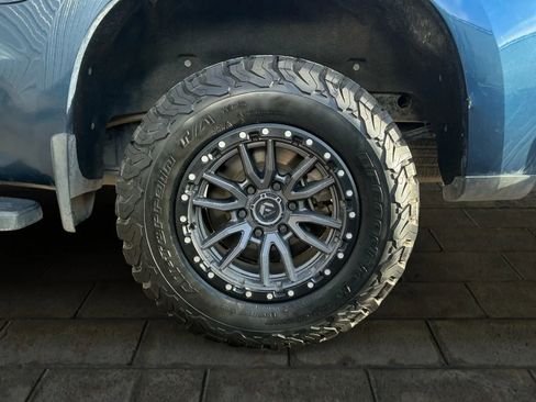 Used 2019 Chevrolet Silverado 1500 LT w/ Convenience Package image 17