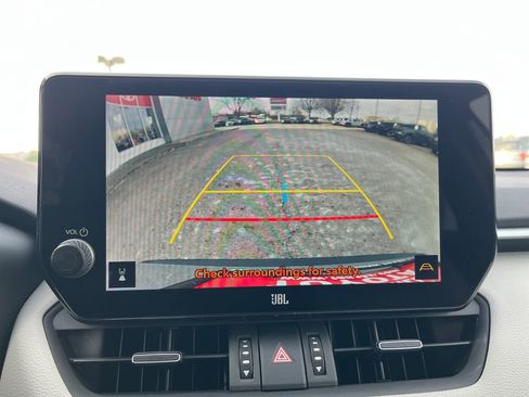 Used 2024 Toyota RAV4 Limited image 20