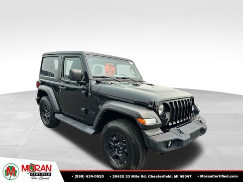 Used 2022 Jeep Wrangler Sport AWD/4WD image 7