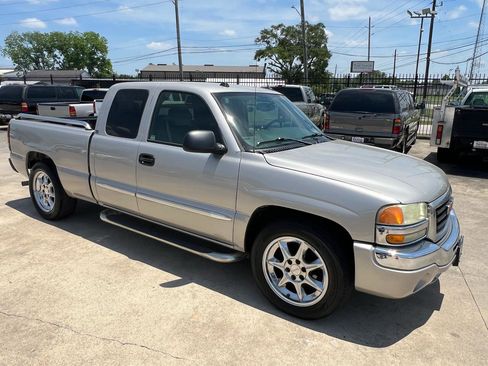 Used 2004 GMC Sierra 1500 SLE w/ Safe And Sound Package RWD image 31