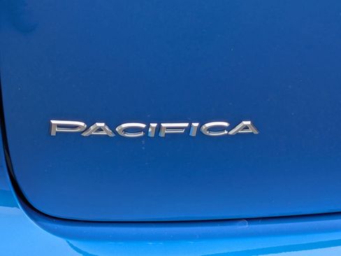 New 2026 Chrysler Pacifica Pinnacle FWD image 35