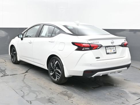 Certified 2025 Nissan Versa SR w/ Trunk Package image 6