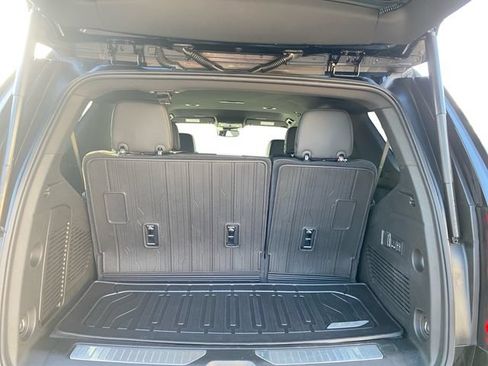 Used 2026 GMC Yukon Denali w/ LPO, Floor Liner Package AWD/4WD image 19