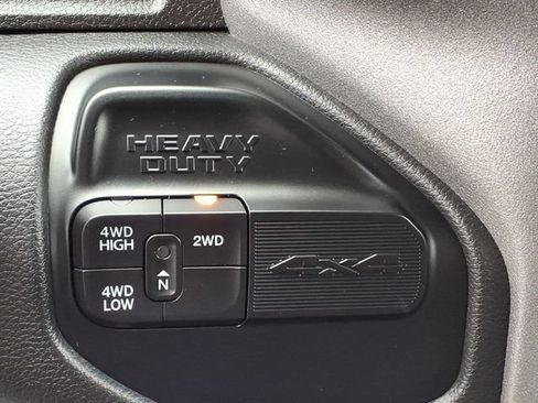 Used 2024 RAM 2500 Tradesman w/ Chrome Appearance Group AWD/4WD image 20