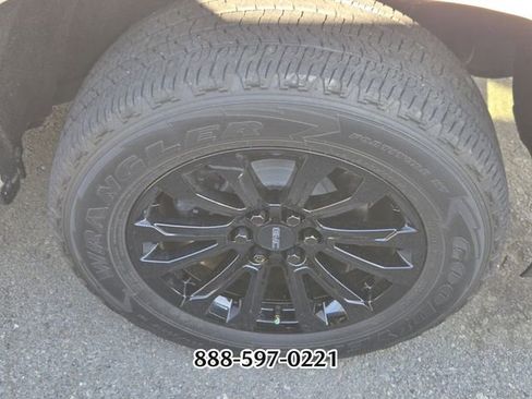 Used 2022 GMC Canyon Elevation w/ Trailering Package image 12