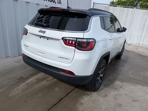 Used 2025 Jeep Compass Limited AWD/4WD image 14
