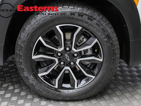 Used 2024 Chevrolet TrailBlazer ACTIV w/ Convenience Package image 47