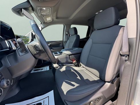 Used 2024 Chevrolet Silverado 1500 LT AWD/4WD image 11