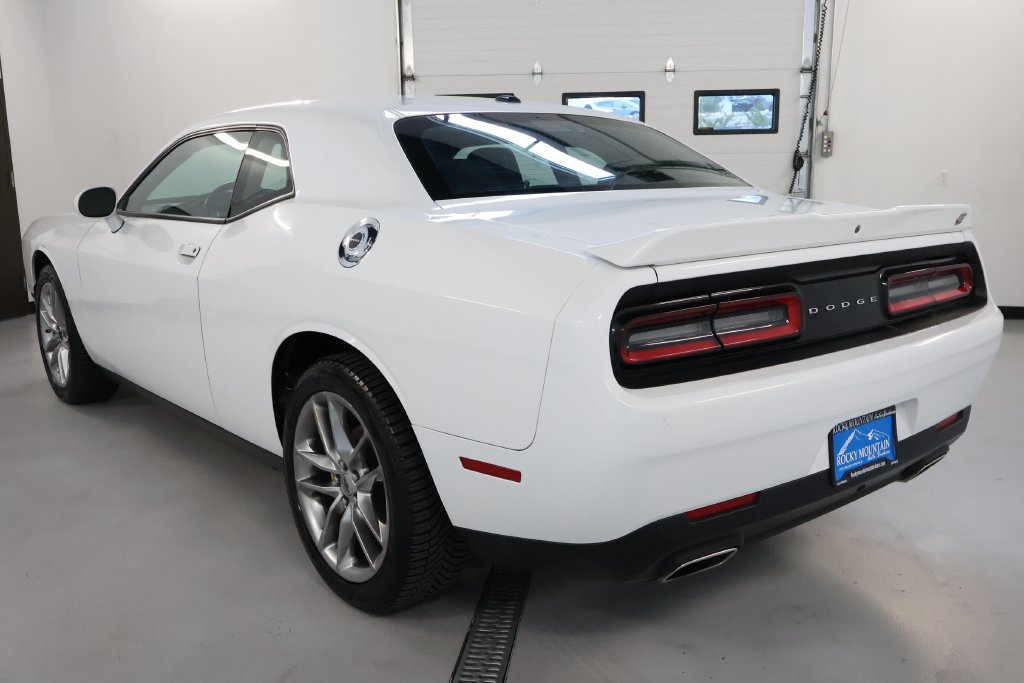 Used 2022 Dodge Challenger GT AWD/4WD image 5