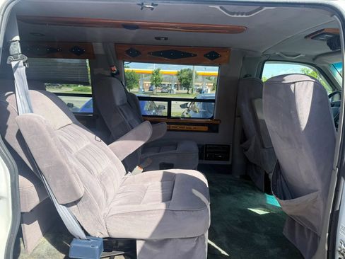 Used 1997 Chevrolet Express 1500 RWD image 15