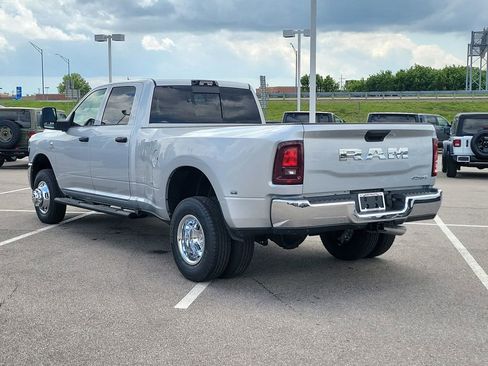 New 2026 RAM 3500 Tradesman AWD/4WD image 3