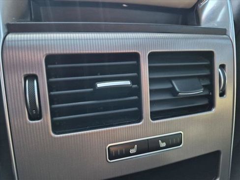 Used 2015 Land Rover Range Rover Sport HSE AWD/4WD image 18