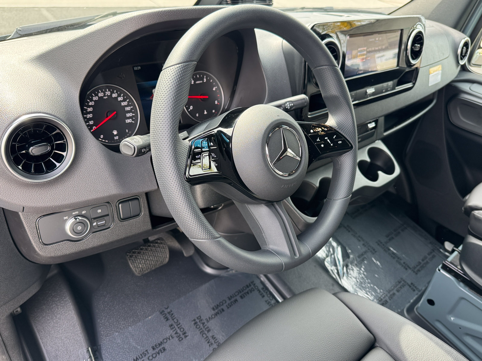 New 2026 Mercedes-Benz Sprinter 2500 image 9