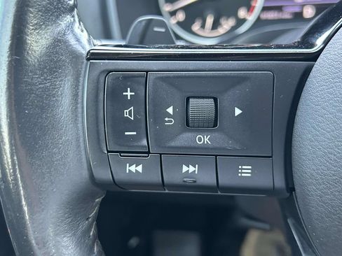 Used 2021 Nissan Rogue SV w/ Premium Package FWD image 25