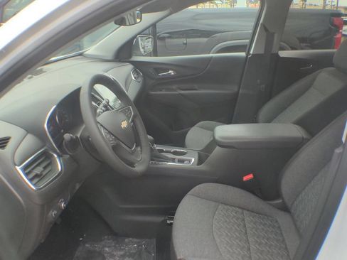 Used 2023 Chevrolet Equinox LT FWD image 19