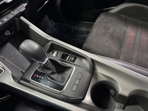 Used 2024 Dodge Hornet R/T Plus AWD/4WD image 21