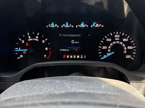 Used 2016 Ford F150 XL w/ Equipment Group 101A Mid AWD/4WD image 16