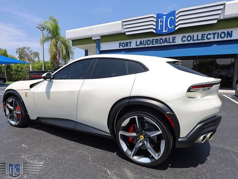 Used 2023 Ferrari Purosangue AWD/4WD image 7