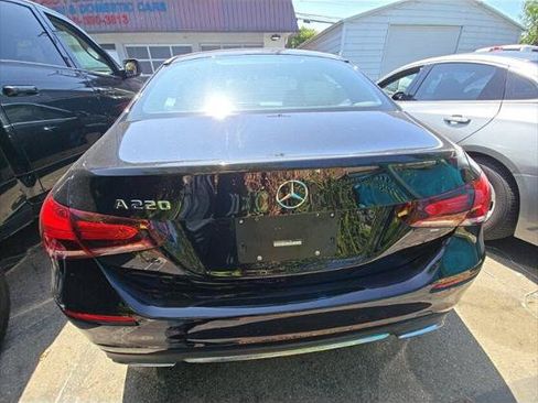 Used 2022 Mercedes-Benz A 220 image 7