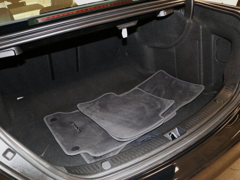 Used 2020 Mercedes-Benz E 350 Sedan image 82