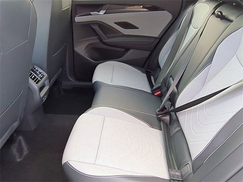 New 2026 Volkswagen Tiguan SE R-Line image 16