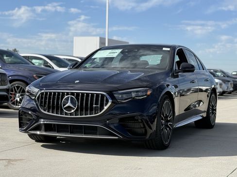New 2026 Mercedes-Benz E 53 AMG e 4MATIC Sedan image 6
