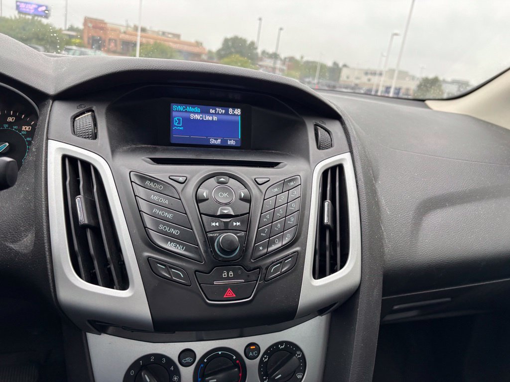 Used 2013 Ford Focus SE FWD image 15