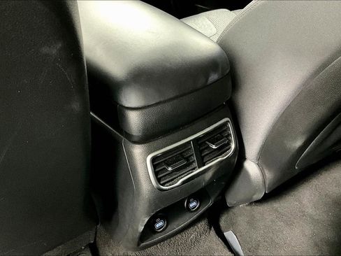 Used 2023 Hyundai Santa Fe SEL image 30