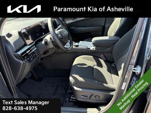 New 2026 Kia Sportage S image 16