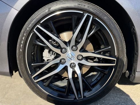 Used 2022 Honda Accord Touring image 9