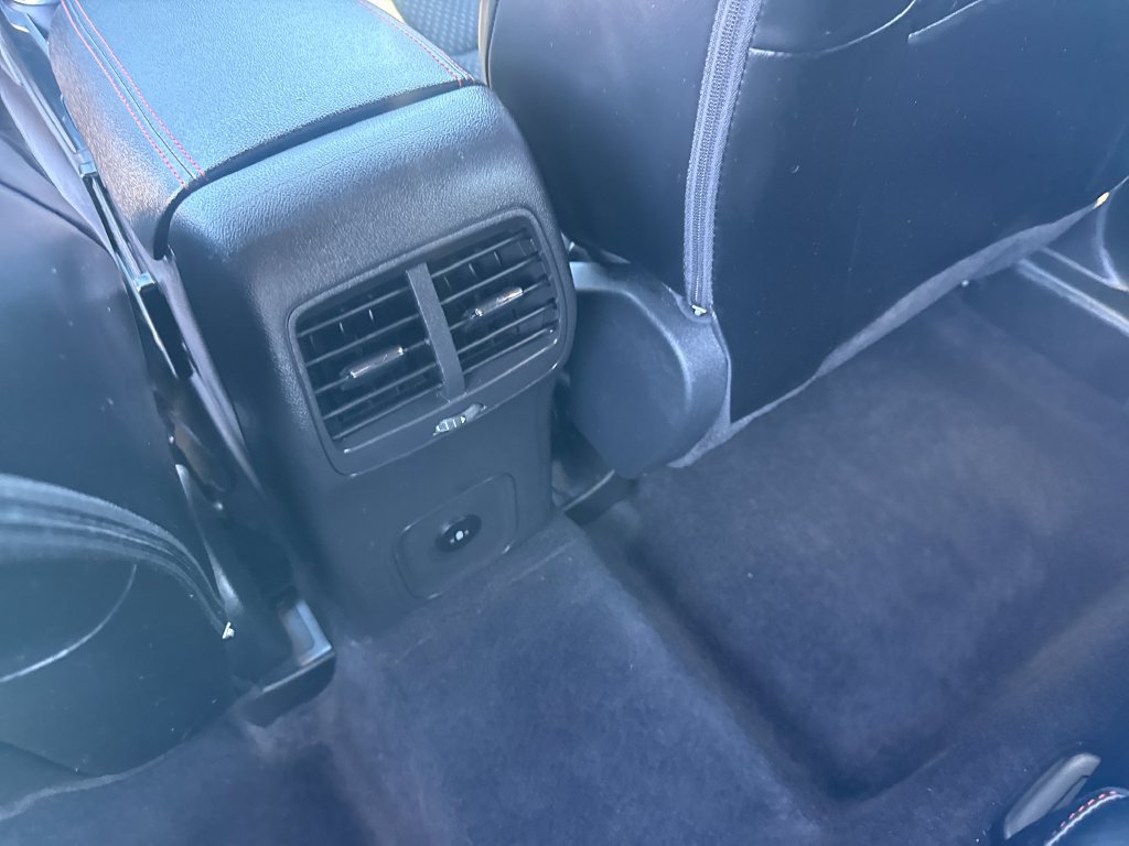 Used 2024 Ford Escape ST-Line w/ Tech Pack #1 AWD/4WD image 28