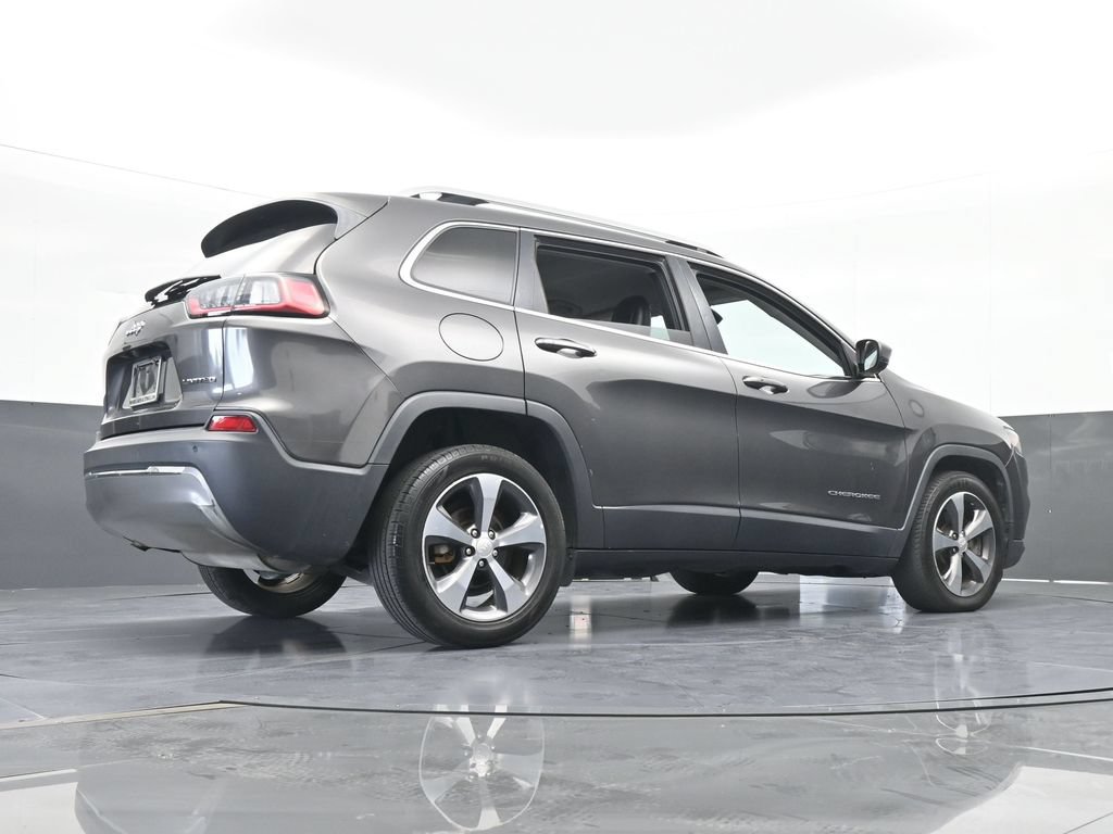 Used 2019 Jeep Cherokee Limited FWD image 58