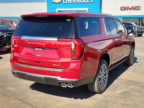 New 2026 GMC Yukon XL Denali w/ Sun & Power Step Package image 4