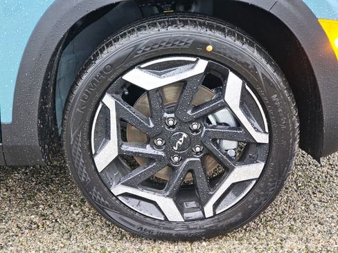 New 2026 Kia Seltos SX image 9