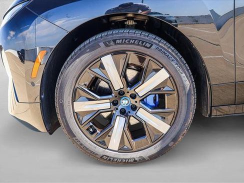Certified 2024 BMW iX xDrive50 w/ Premium Package AWD/4WD image 9