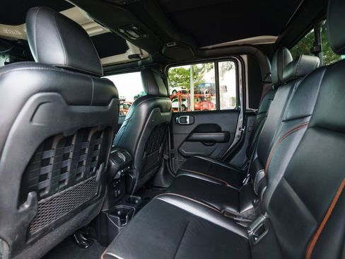 Used 2021 Jeep Gladiator Mojave AWD/4WD image 42