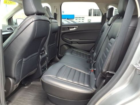 Used 2023 Ford Edge SEL w/ Convenience Package AWD/4WD image 11