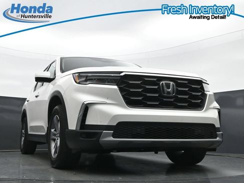Used 2025 Honda Pilot EX-L image 28