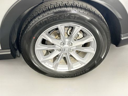 Used 2025 Honda CR-V EX-L image 11