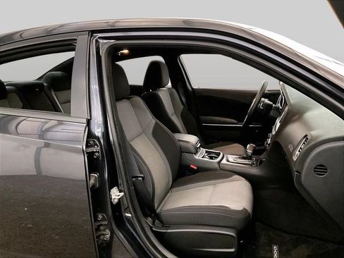 Used 2016 Dodge Charger R/T RWD image 7