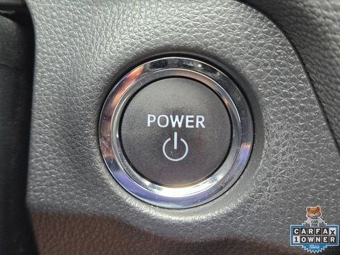 Used 2025 Toyota RAV4 XSE AWD/4WD image 35