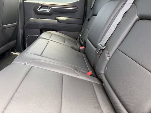 Used 2023 GMC Sierra 1500 SLT w/ SLT Premium Package AWD/4WD image 19