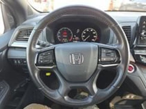 Used 2025 Honda Odyssey Sport-L image 17