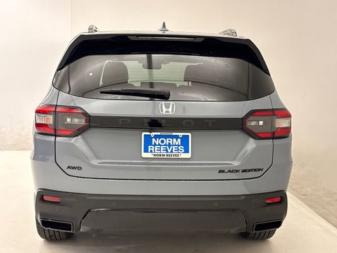 New 2026 Honda Pilot Black Edition image 8