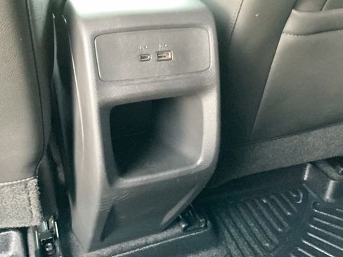 Used 2024 Buick Envista Sport Touring w/ Convenience I Package FWD image 10